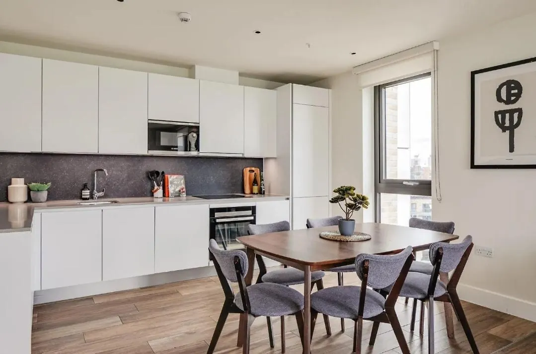 Cosy 2 Bed Flat London Cutty Sark Greenwich Close To Canary Wharf - Perfect For Long Stay
